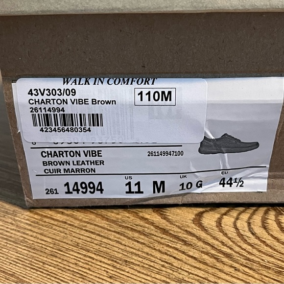 Clarks Charton Vibe Brown Leather Lace Up Shoe - Picture 12 of 12